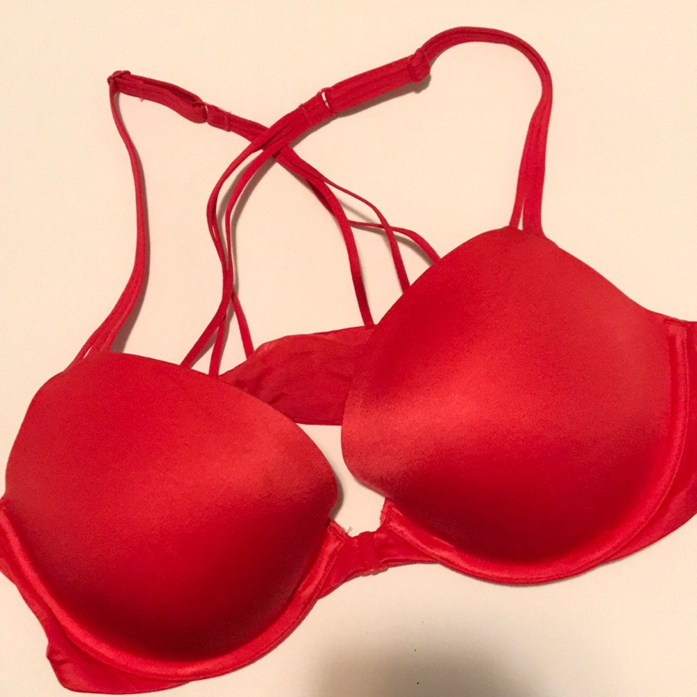 Victoria’s Secret red push-up bra 36C